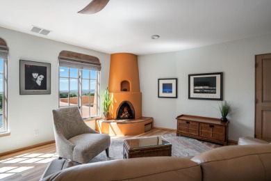 Step into your dream home with this turn-key Penthouse condo in on Quail Run Golf Course in New Mexico - for sale on GolfHomes.com, golf home, golf lot
