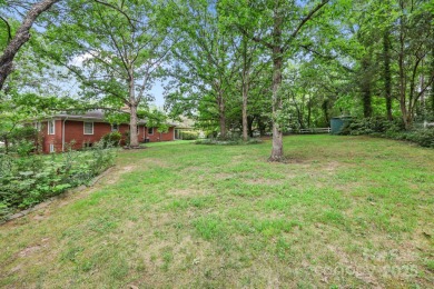 Welcome to 921 Confederate Avenue, a charming brick ranch on Country Club of Salisbury in North Carolina - for sale on GolfHomes.com, golf home, golf lot
