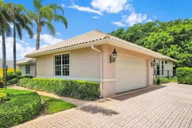 4 Bedroom, 3 bath home with private courtyard pool located in on Pine Tree Golf Club in Florida - for sale on GolfHomes.com, golf home, golf lot