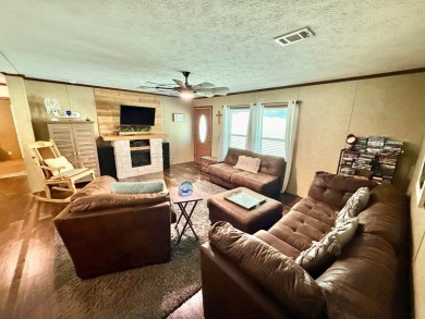 Lakeside Retreat: Spacious Home on 3.9 Acres Near Lake Sam on Rayburn Country Club in Texas - for sale on GolfHomes.com, golf home, golf lot