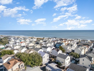 Ocean View from this tastefully decorated 5BR/3BA Raised Beach on Prestwick Country Club in South Carolina - for sale on GolfHomes.com, golf home, golf lot