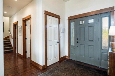 Discover unparalleled  resort style living in this exquisite on Eagle Crest Golf Resort - Ridge Course in Oregon - for sale on GolfHomes.com, golf home, golf lot