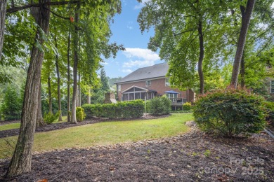 Stunning 5-Bed Golf Retreat with Custom Finishes & Prime Nestled on Birkdale Golf Club in North Carolina - for sale on GolfHomes.com, golf home, golf lot