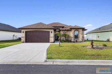 115 Torrey Pines - Beautiful 3BD/2BA open-concept home with lake on South Padre Island Golf Club in Texas - for sale on GolfHomes.com, golf home, golf lot