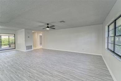 One or more photo(s) has been virtually staged. Welcome to your on Falcon Watch Golf Club in Florida - for sale on GolfHomes.com, golf home, golf lot