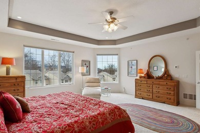 EXPANSIVE CONDO LIVING OVERLOOKING BROWN DEER GOLF COURSE AND on Brown Deer Golf Club in Iowa - for sale on GolfHomes.com, golf home, golf lot