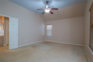 Welcome to this charming patio-style home! As you come inside on Rockport Country Club in Texas - for sale on GolfHomes.com, golf home, golf lot