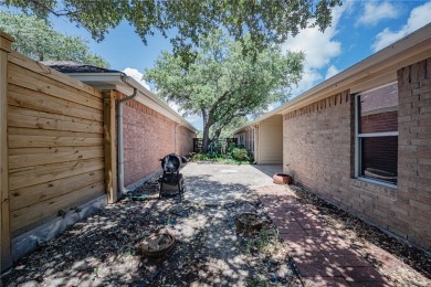 Welcome to this charming patio-style home! As you come inside on Rockport Country Club in Texas - for sale on GolfHomes.com, golf home, golf lot