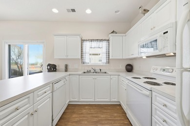 Welcome to this 3 bedroom, 2.5 bath townhouse located in the on Arcadian Shores Golf Club in South Carolina - for sale on GolfHomes.com, golf home, golf lot