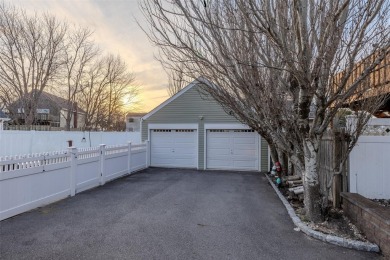 Stunning 3-bedroom, 2-bath Cape located in a prime location at on Bergen Point Golf Course in New York - for sale on GolfHomes.com, golf home, golf lot