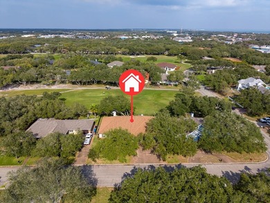 Welcome to 104 Peachtree Dr, a beautifully maintained single on Rockport Country Club in Texas - for sale on GolfHomes.com, golf home, golf lot