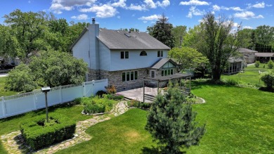 Welcome to this beautifully cared for one owner home offering on Palos Hills Municipal Golf Course in Illinois - for sale on GolfHomes.com, golf home, golf lot