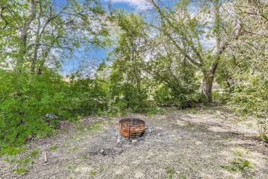 Welcome to this beautifully cared for one owner home offering on Palos Hills Municipal Golf Course in Illinois - for sale on GolfHomes.com, golf home, golf lot