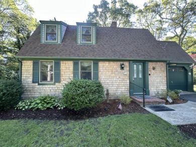 Come fall in love with this absolutely bright and cheery home! on Hyannis Golf Club in Massachusetts - for sale on GolfHomes.com, golf home, golf lot