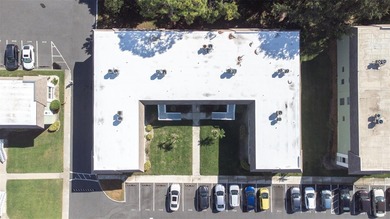 Turnkey, Updated, and Move-In Ready! This beautifully renovated on Tarpon Springs Golf Course in Florida - for sale on GolfHomes.com, golf home, golf lot