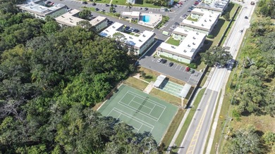 Turnkey, Updated, and Move-In Ready! This beautifully renovated on Tarpon Springs Golf Course in Florida - for sale on GolfHomes.com, golf home, golf lot