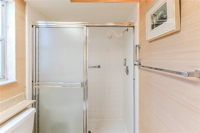 Under contract-accepting backup offers. This charming Buttonwood on Timber Pines Golf Course in Florida - for sale on GolfHomes.com, golf home, golf lot