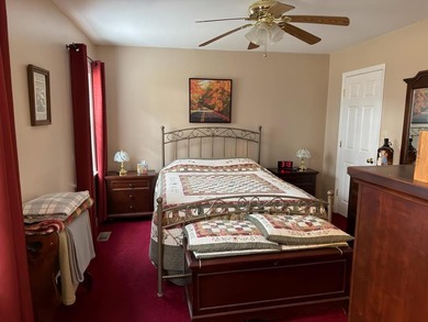 Great 3 bedroom, 2 bath home, great mountain top community! It on Skyland Lakes Golf Course in Virginia - for sale on GolfHomes.com, golf home, golf lot