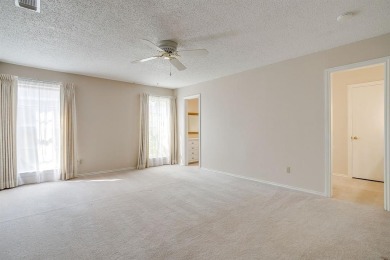 Charming Home in Ridglea Country Club Estates! Nestled in the on Ridglea Golf Course in Texas - for sale on GolfHomes.com, golf home, golf lot