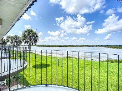 Nestled between a conservation area and the intracoastal on Ocean Palm Golf Course in Florida - for sale on GolfHomes.com, golf home, golf lot