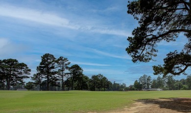 Luxurious brick home on the prestigious Texarkana Country Club on Texarkana Golf and Country Club in Arkansas - for sale on GolfHomes.com, golf home, golf lot