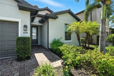 This 2017 Pulte-built 3 bed, 2 bath, 2 car garage home in on River Hall Country Club in Florida - for sale on GolfHomes.com, golf home, golf lot