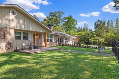 Welcome to your retreat at 437 Rayburn Blvd! This lovingly on Rayburn Country Club in Texas - for sale on GolfHomes.com, golf home, golf lot