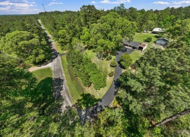 Welcome to your retreat at 437 Rayburn Blvd! This lovingly on Rayburn Country Club in Texas - for sale on GolfHomes.com, golf home, golf lot