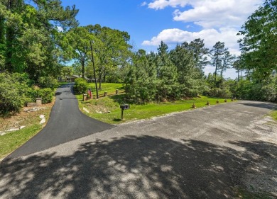Welcome to your retreat at 437 Rayburn Blvd! This lovingly on Rayburn Country Club in Texas - for sale on GolfHomes.com, golf home, golf lot