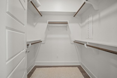 3 Bedroom | 2 Bathroom | Fully Turnkey & Furnished | Boat Dock & on Lamar Golf Course in Texas - for sale on GolfHomes.com, golf home, golf lot