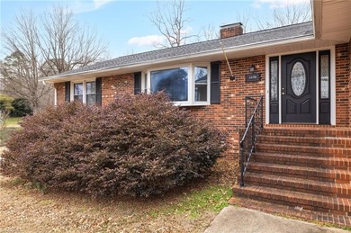 Are you looking for a move in ready home in a Golf course on Pine Knolls Golf Course in North Carolina - for sale on GolfHomes.com, golf home, golf lot