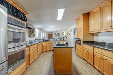 Don't miss this fantastic opportunity to own a spacious on Sharks Tooth Golf Club in Florida - for sale on GolfHomes.com, golf home, golf lot