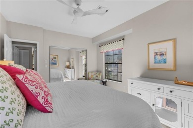 EXQUISITE UPDATED CARRIAGE HOME WITH SERENE WATER VIEWS!


Step on Bonita Bay West in Florida - for sale on GolfHomes.com, golf home, golf lot