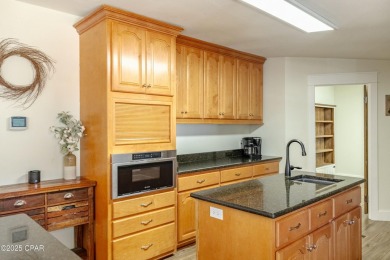 Don't miss this fantastic opportunity to own a spacious on Sharks Tooth Golf Club in Florida - for sale on GolfHomes.com, golf home, golf lot