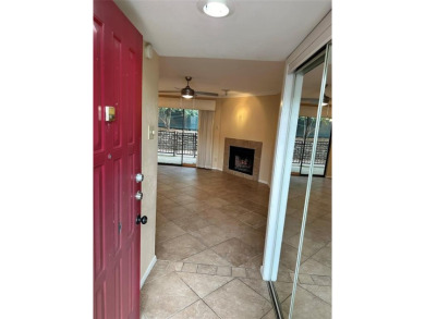 Fall in love with this spacious 2-bedroom, 2-bathroom condo four on Stevens Park Golf Course in Texas - for sale on GolfHomes.com, golf home, golf lot