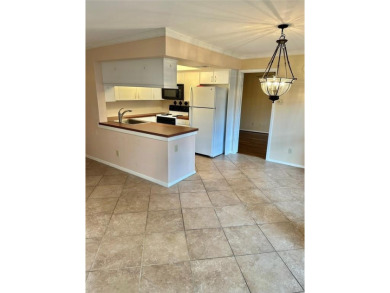 Fall in love with this spacious 2-bedroom, 2-bathroom condo four on Stevens Park Golf Course in Texas - for sale on GolfHomes.com, golf home, golf lot