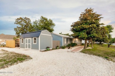 Don't miss this fantastic opportunity to own a spacious on Sharks Tooth Golf Club in Florida - for sale on GolfHomes.com, golf home, golf lot