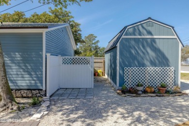 Don't miss this fantastic opportunity to own a spacious on Sharks Tooth Golf Club in Florida - for sale on GolfHomes.com, golf home, golf lot