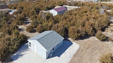 Discover easy, comfortable living in this brand-new 1 bedroom, 1 on Linn Valley Lakes - Deer Trace Golf Course in Kansas - for sale on GolfHomes.com, golf home, golf lot