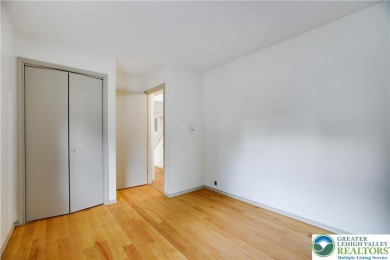 Step into this 3 bed 2 bath home and imagine placing your on Pocono Farms Country Club in Pennsylvania - for sale on GolfHomes.com, golf home, golf lot