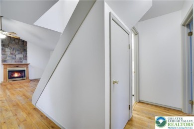 Step into this 3 bed 2 bath home and imagine placing your on Pocono Farms Country Club in Pennsylvania - for sale on GolfHomes.com, golf home, golf lot