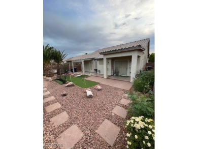 Beautiful home on the golf course in the Enclave subdivision in on Stallion Mountain Golf Course in Nevada - for sale on GolfHomes.com, golf home, golf lot