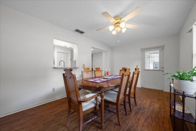 END UNIT in Crescent Ridge - Light, Bright & Move-In Ready!
 on On Top of the World Golf Course in Florida - for sale on GolfHomes.com, golf home, golf lot