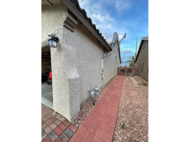 Beautiful home on the golf course in the Enclave subdivision in on Stallion Mountain Golf Course in Nevada - for sale on GolfHomes.com, golf home, golf lot