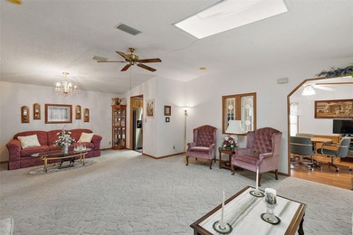 An Affordable Find in a Fantastic Community; This 1990 Palm on Plantation Golf Club in Florida - for sale on GolfHomes.com, golf home, golf lot