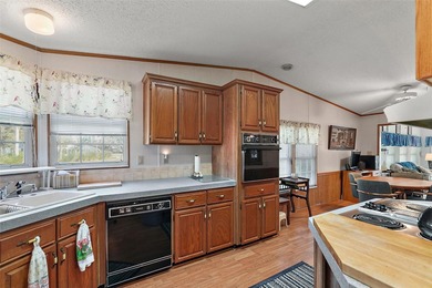 An Affordable Find in a Fantastic Community; This 1990 Palm on Plantation Golf Club in Florida - for sale on GolfHomes.com, golf home, golf lot