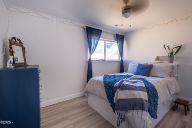 This darling single level Gleneden Beach cottage has been on Salishan Spa and Golf Resort in Oregon - for sale on GolfHomes.com, golf home, golf lot