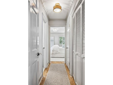 The charming Collier Hills cottage you've been waiting for! This on Bobby Jones Golf Club in Georgia - for sale on GolfHomes.com, golf home, golf lot