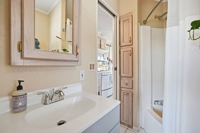 Beautifully updated 2 bedroom corner lot home. 2 full baths on Viewpoint Golf Resort in Arizona - for sale on GolfHomes.com, golf home, golf lot