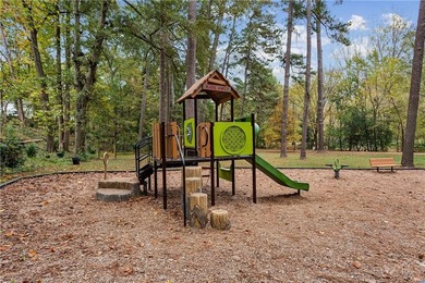 The charming Collier Hills cottage you've been waiting for! This on Bobby Jones Golf Club in Georgia - for sale on GolfHomes.com, golf home, golf lot